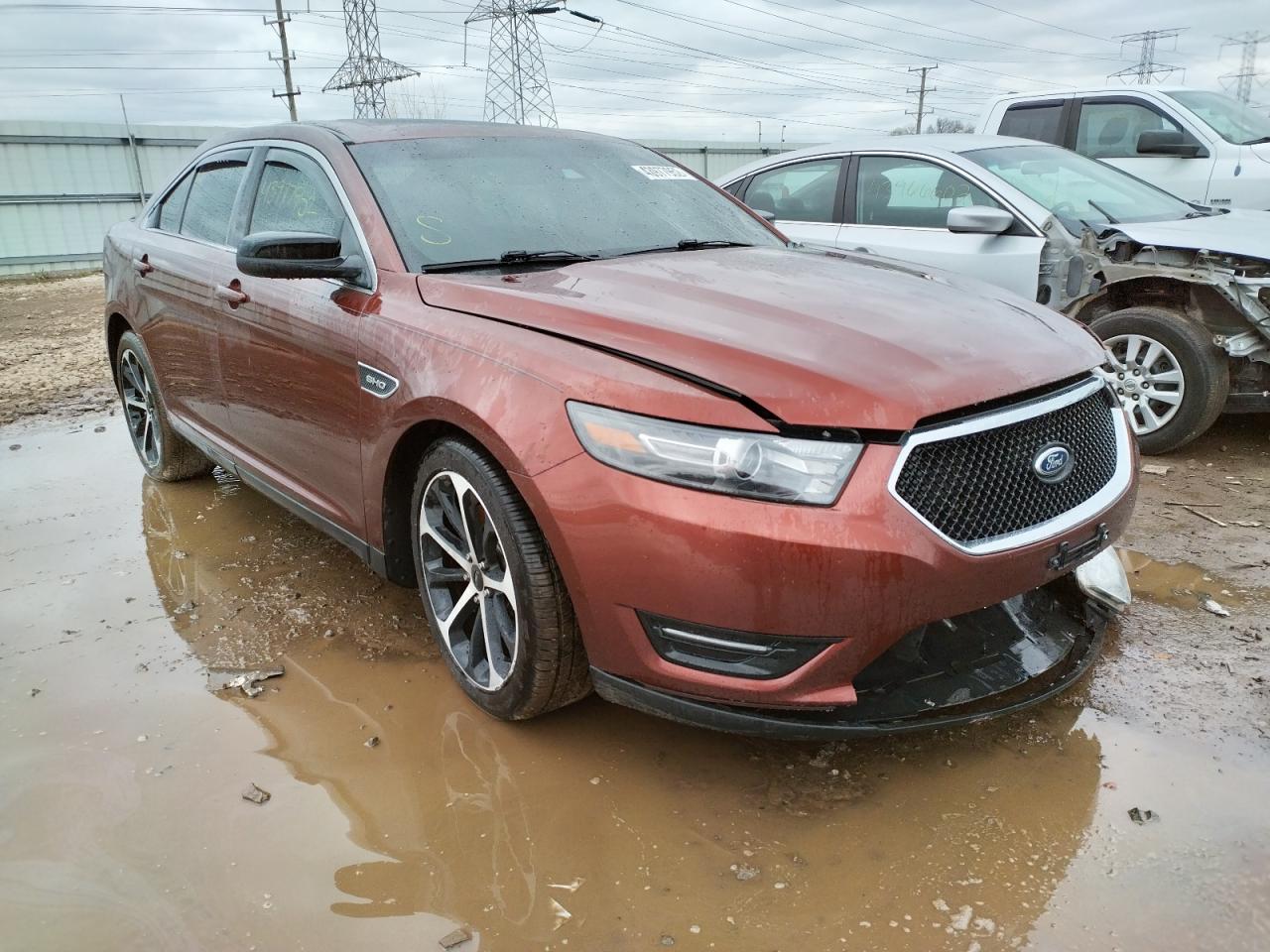 FORD TAURUS SHO 2015 with VIN 1FAHP2KT4FG164844 - Photo from auction