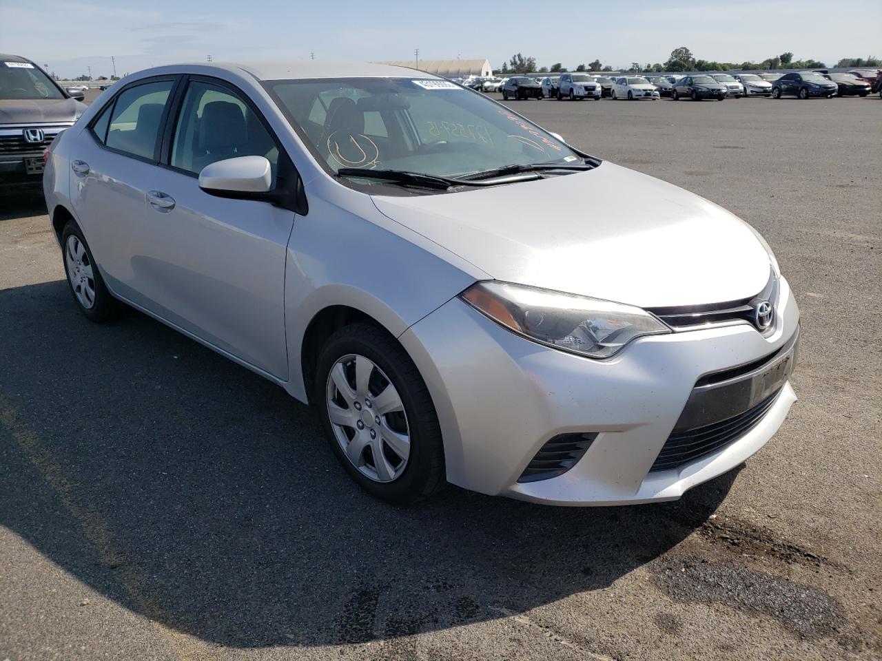 TOYOTA COROLLA L 2015 with VIN 5YFBURHE4FP356225 - Photo from auction