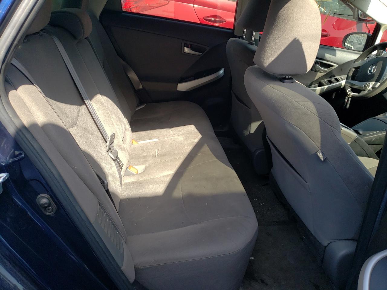 Photo 6 from auction – 2014 TOYOTA PRIUS with VIN JTDKN3DU1E1760142