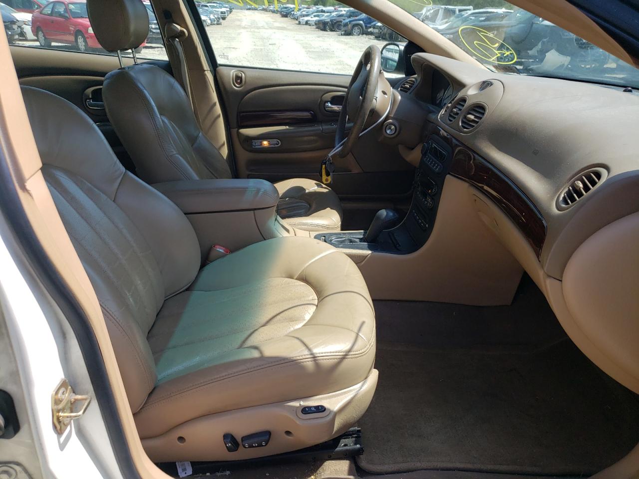 Photo 5 from auction – 2000 CHRYSLER 300M with VIN 2C3HE66G2YH362824