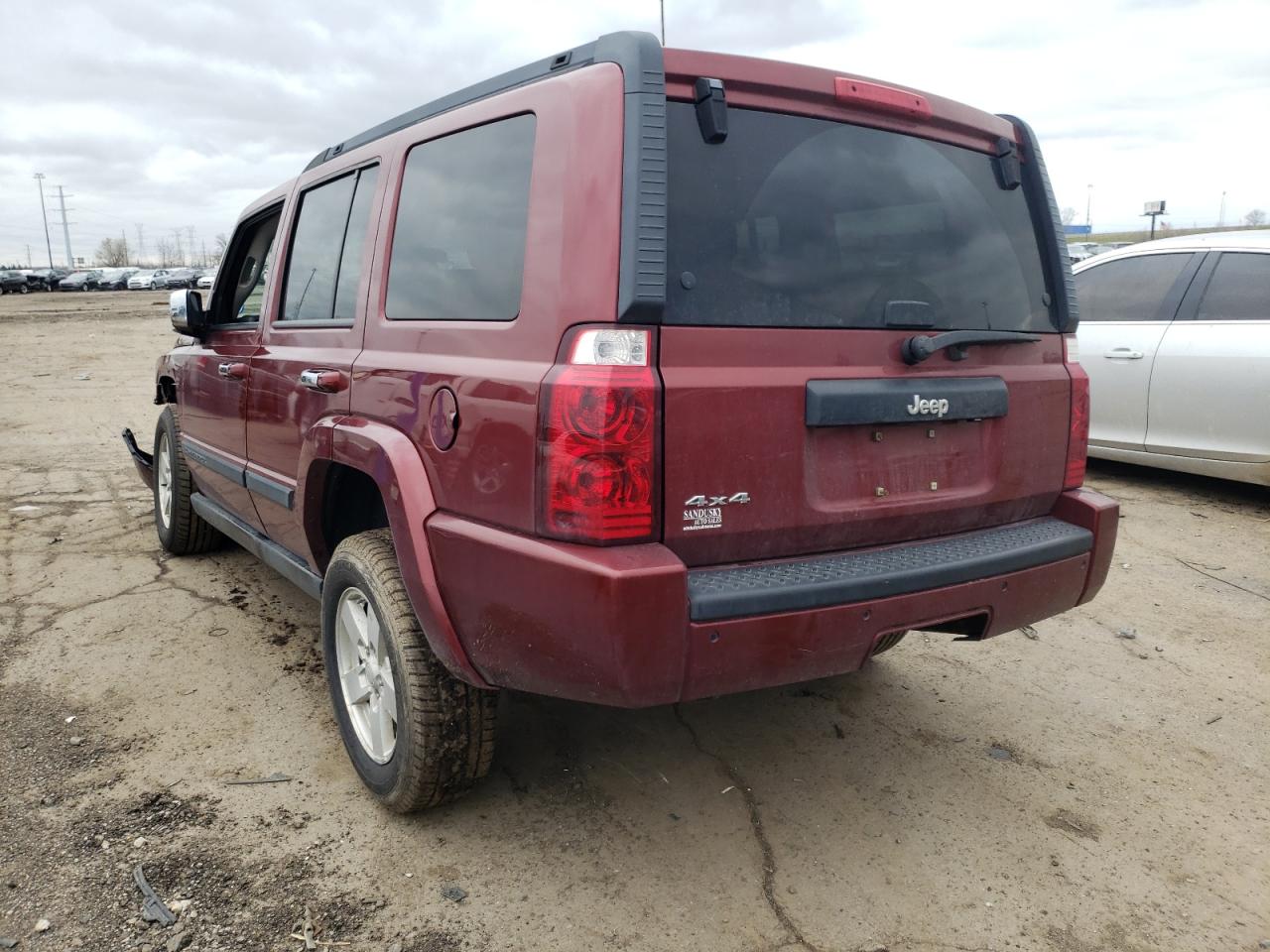 صورة رقم 3 من المزاد - 2008 JEEP COMMANDER مع VIN 1J8HG48K38C235765