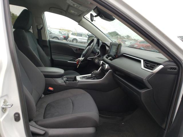 Photo 5 from auction – 2020 TOYOTA RAV4 LE with VIN 2T3F1RFV2LW096325