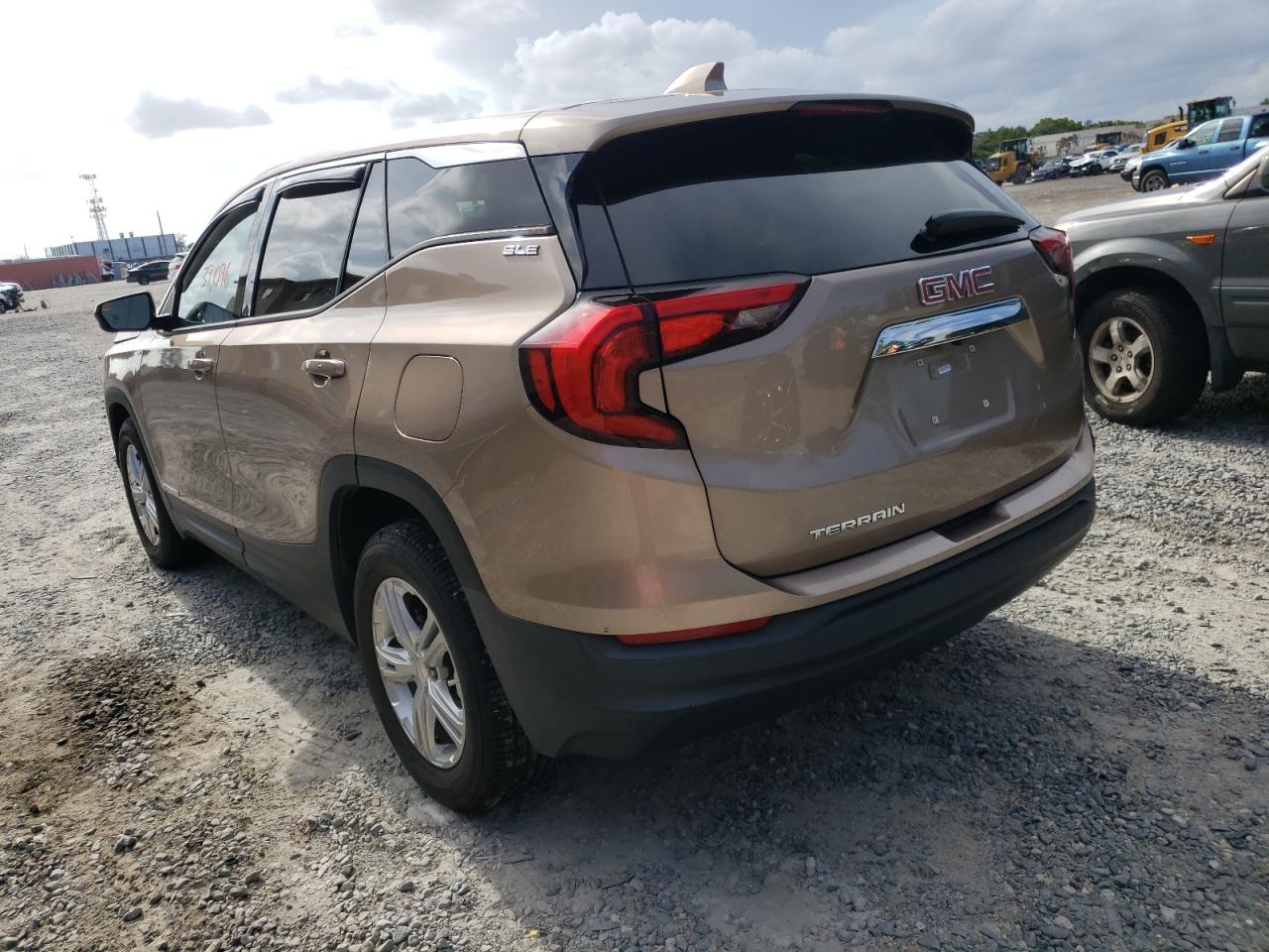 Photo 3 from auction – 2018 GMC TERRAIN SL with VIN 3GKALMEV1JL232400