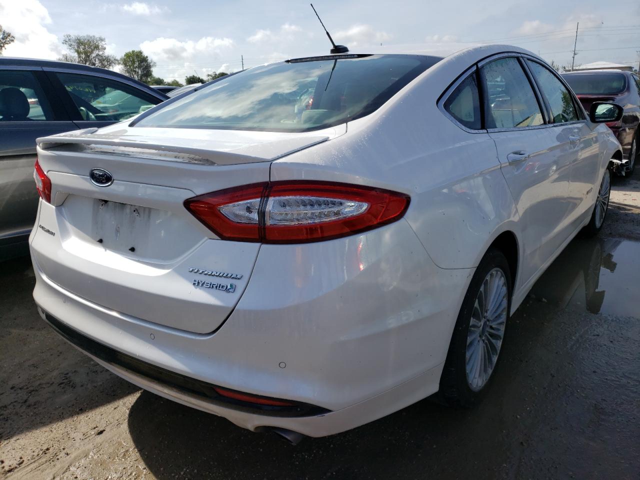 Photo 4 from auction – 2014 FORD FUSION TIT with VIN 3FA6P0RU0ER327264