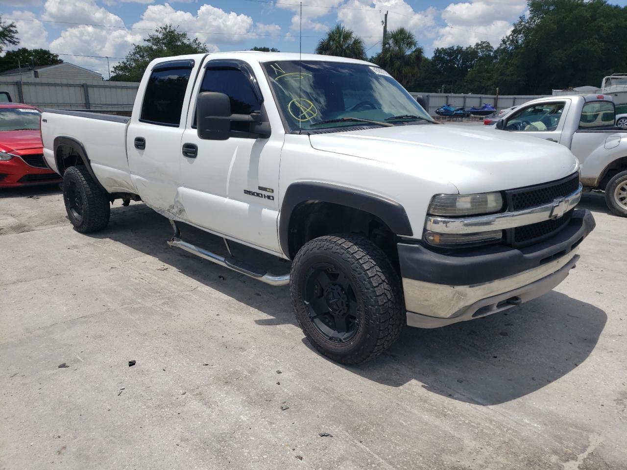 CHEVROLET SILVERADO 2002 with VIN 1GCHK23102F237293 - Photo from auction