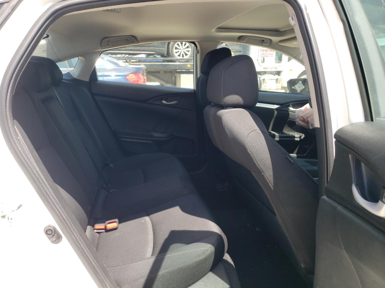 Photo 6 from auction – 2016 HONDA CIVIC EX with VIN 19XFC1F35GE019802