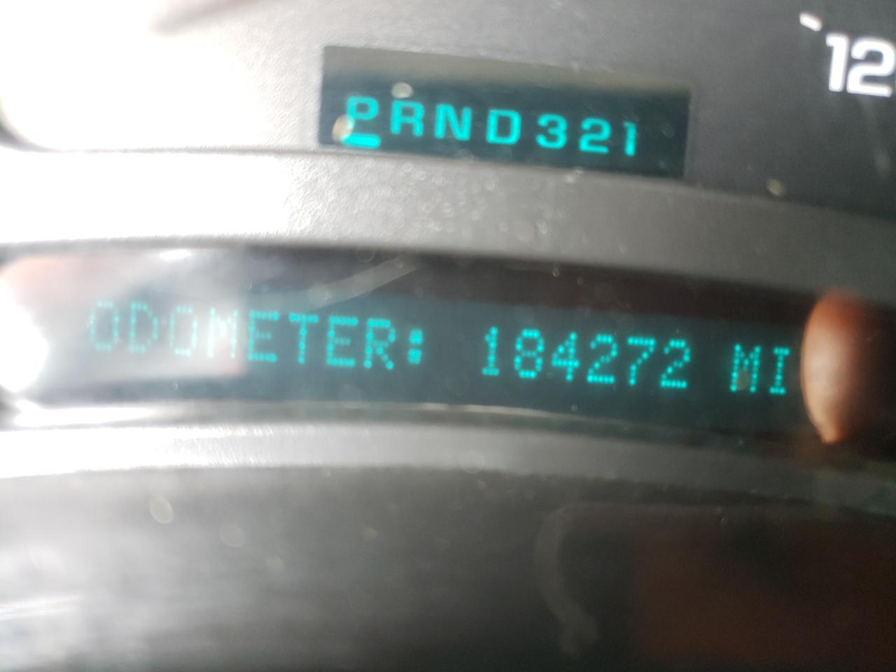Photo 8 from auction – 2003 GMC YUKON with VIN 1GKEC13V53R226307