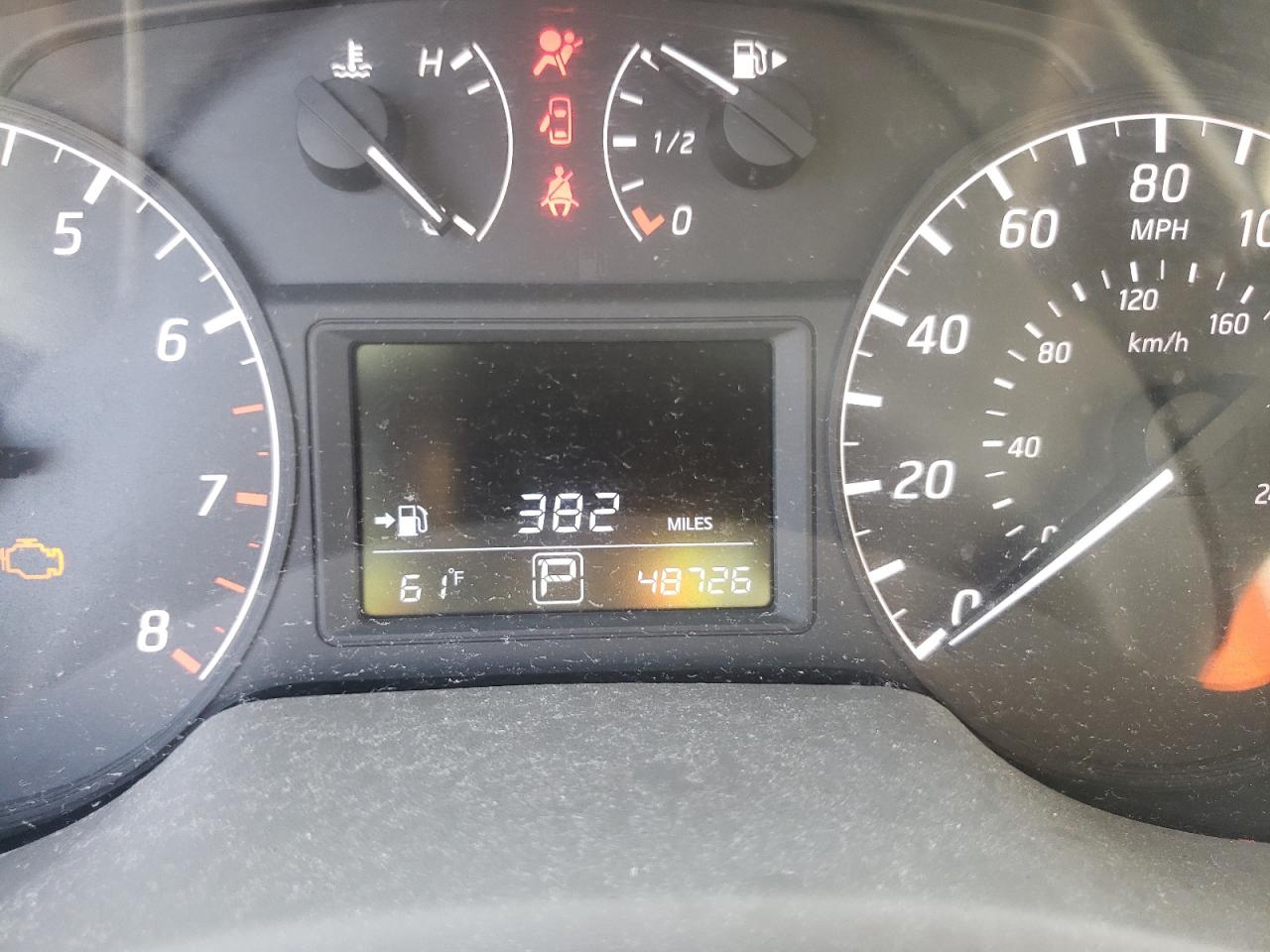 Photo 8 from auction – 2014 NISSAN SENTRA S with VIN 3N1AB7AP5EL630211