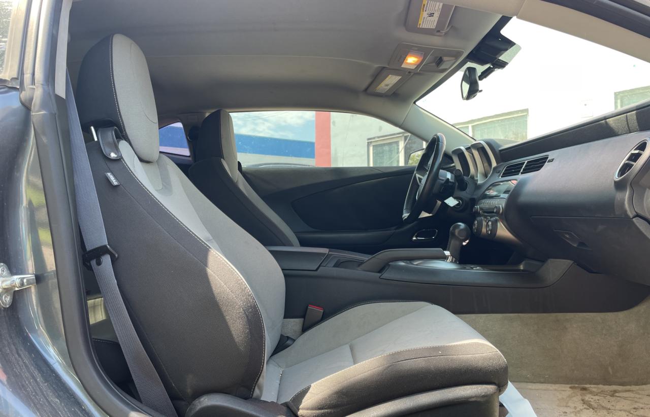 Photo 5 from auction – 2011 CHEVROLET CAMARO LT with VIN 2G1FB1EDXB9139432