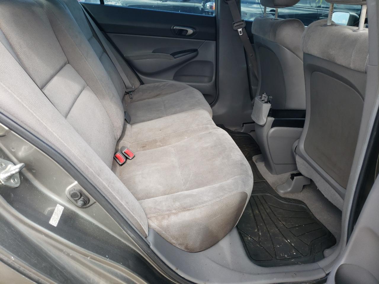 Photo 6 from auction – 2008 HONDA CIVIC LX with VIN 2HGFA16508H333047