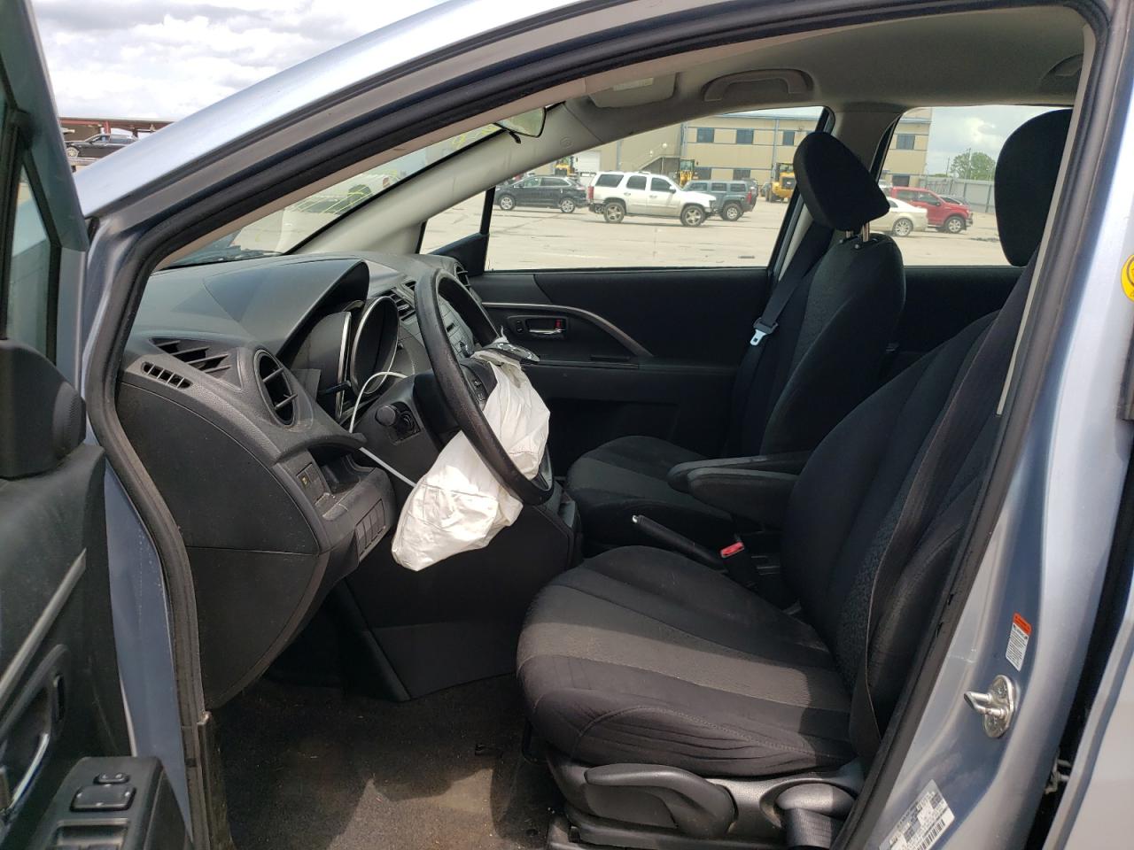 Photo 5 from auction – 2012 MAZDA 5 with VIN JM1CW2BL2C0114343