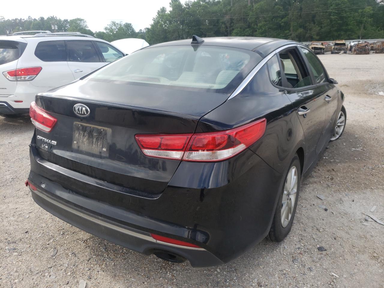 Photo 4 from auction – 2016 KIA OPTIMA LX with VIN 5XXGT4L35GG053403