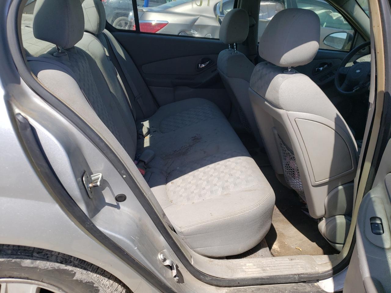 Photo 6 from auction – 2005 CHEVROLET MALIBU LS with VIN 1G1ZT54875F302152