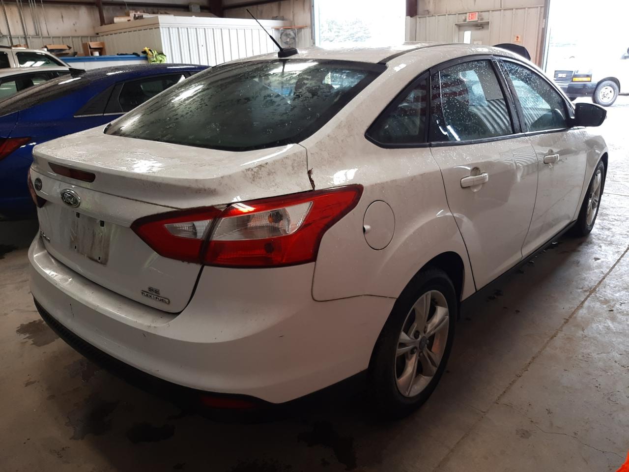 Photo 4 from auction – 2013 FORD FOCUS SE with VIN 1FADP3F23DL139444