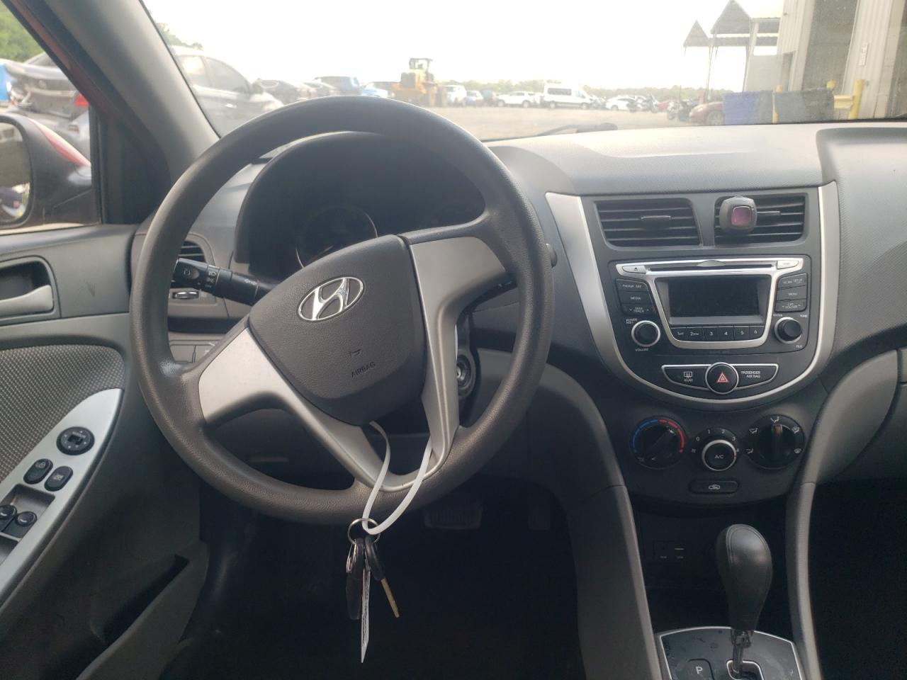 Photo 9 from auction – 2014 HYUNDAI ACCENT GLS with VIN KMHCT4AE1EU682534