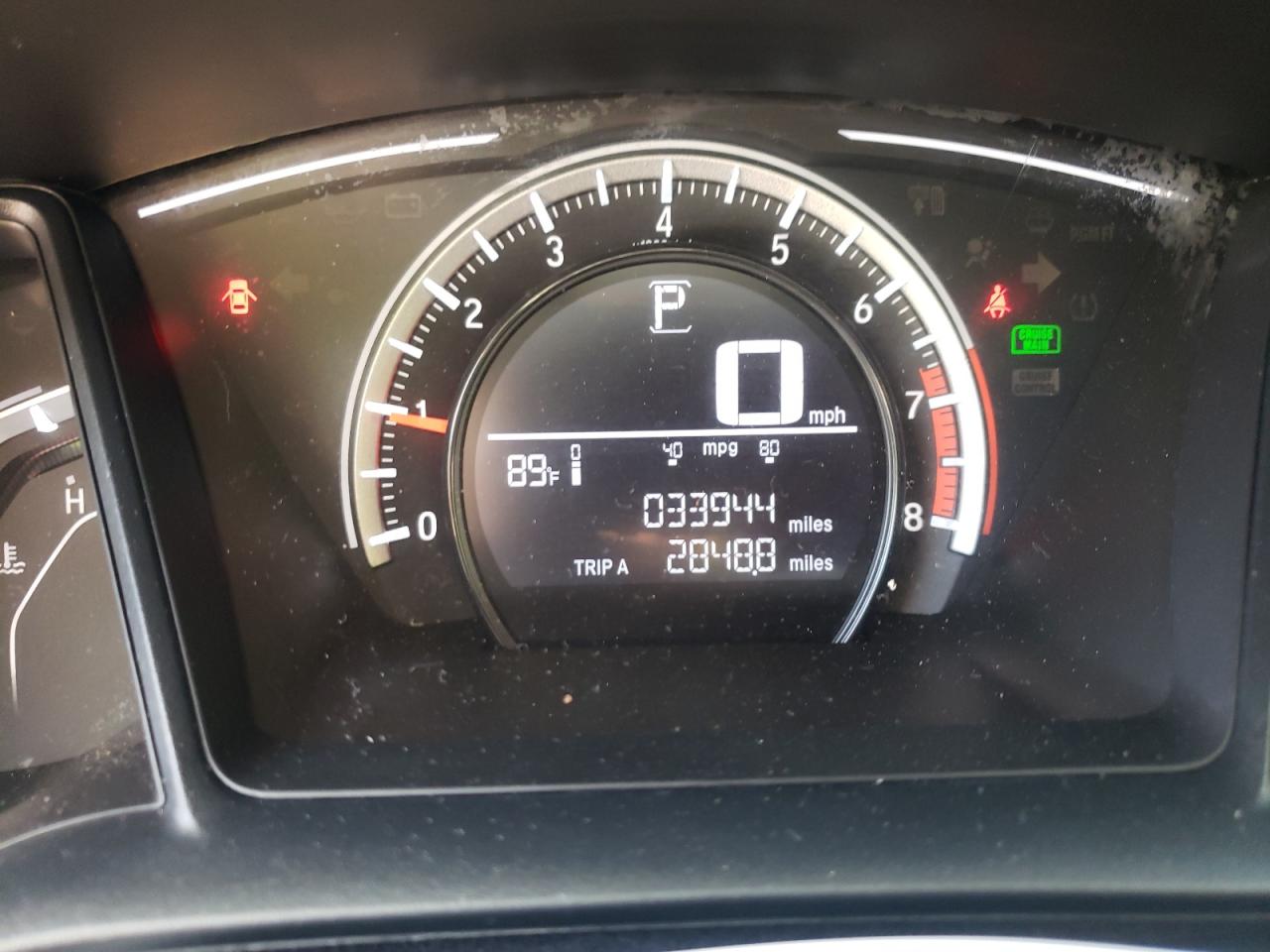 Photo 8 from auction – 2018 HONDA CIVIC LX with VIN 2HGFC2F59JH585059