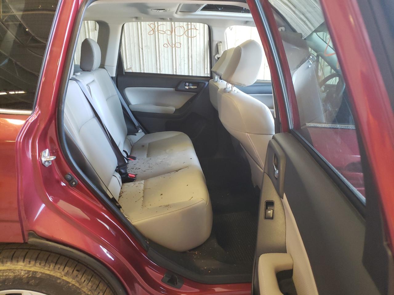 Photo 6 from auction – 2016 SUBARU FORESTER 2 with VIN JF2SJAHC3GH402036