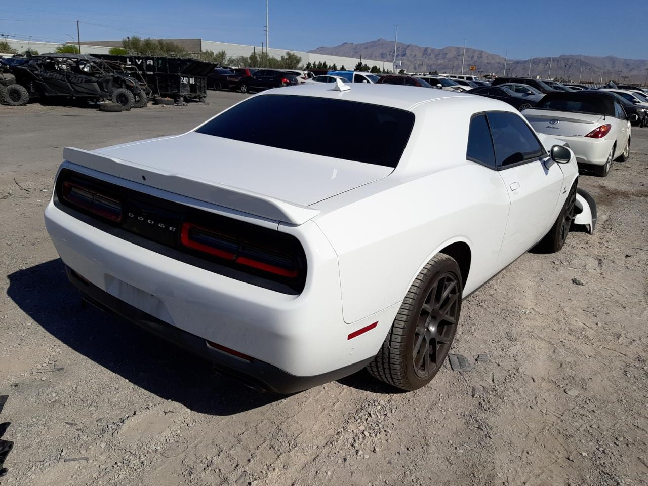 Photo 4 from auction – 2016 DODGE CHALLENGER with VIN 2C3CDZBT7GH349650