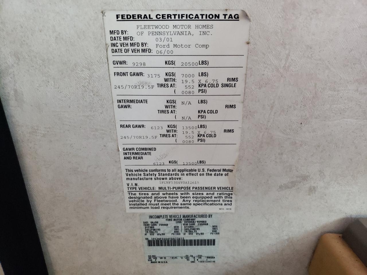 Photo 10 from auction – 2000 FLEETWOOD BOUNDER with VIN 1FCNF53S4Y0A12615