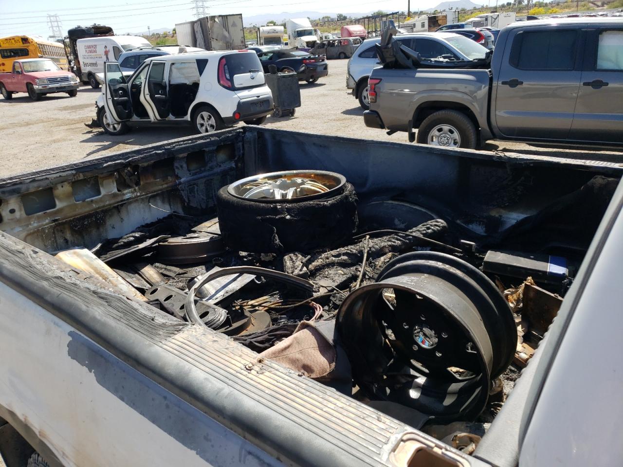 Photo 9 from auction – 1999 FORD F150 with VIN 1FTRX17L0XKA18523