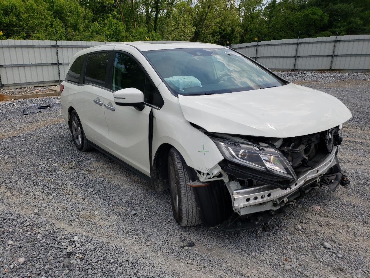 HONDA ODYSSEY EX 2018 with VIN 5FNRL6H77JB061822 - Photo from auction