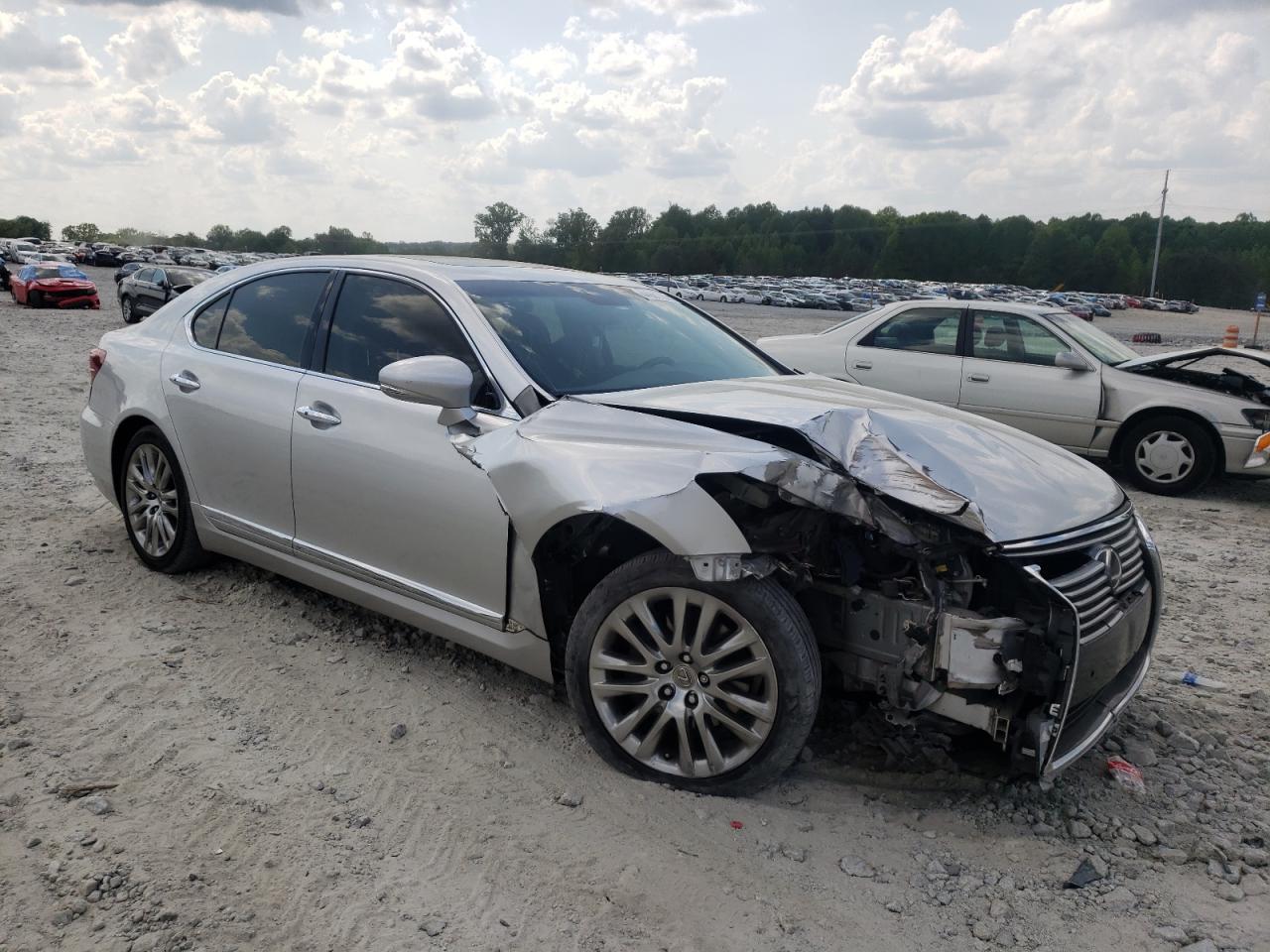 LEXUS LS 460 2014 with VIN JTHBL5EF8E5128473 - Photo from auction