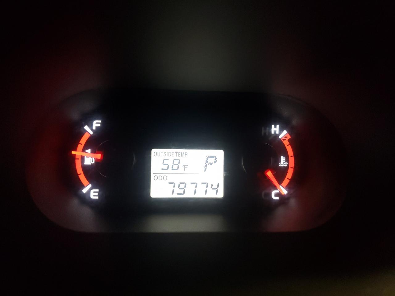Photo 8 from auction – 2010 PONTIAC VIBE with VIN 5Y2SP6E81AZ405545