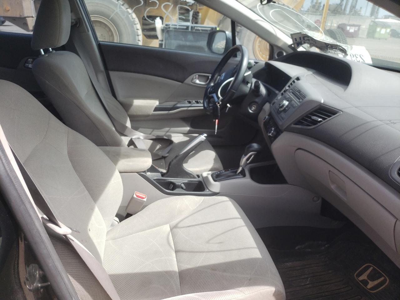 Photo 5 from auction – 2012 HONDA CIVIC LX with VIN 2HGFB2F59CH005248
