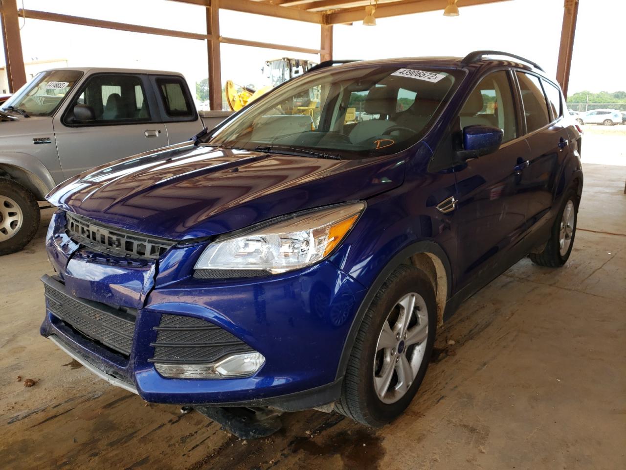 Photo 2 from auction – 2015 FORD ESCAPE SE with VIN 1FMCU0GX0FUB88360