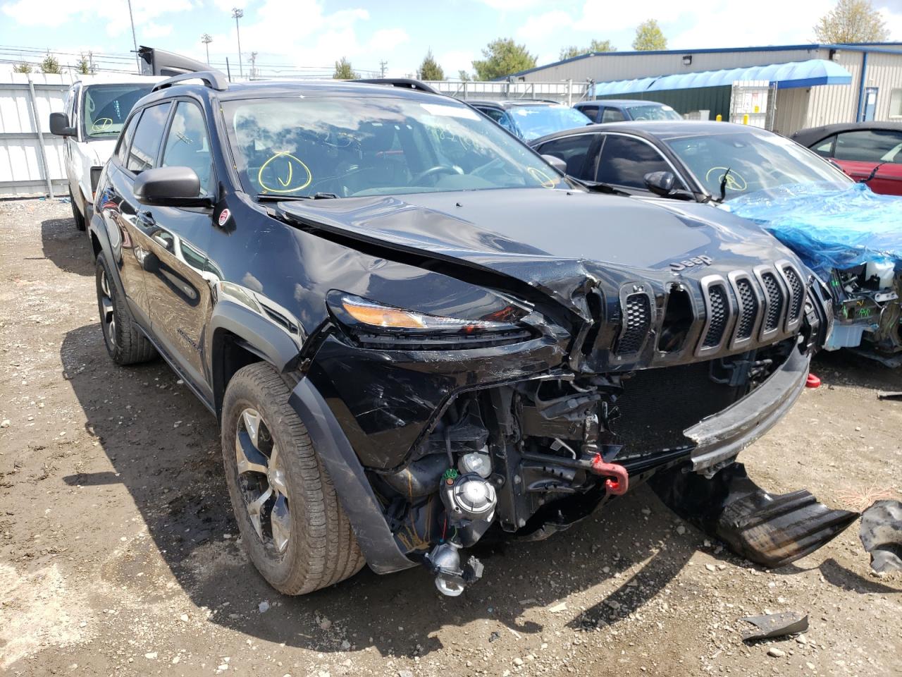 Photo 1 from auction – 2016 JEEP CHEROKEE T with VIN 1C4PJMBS4GW242167