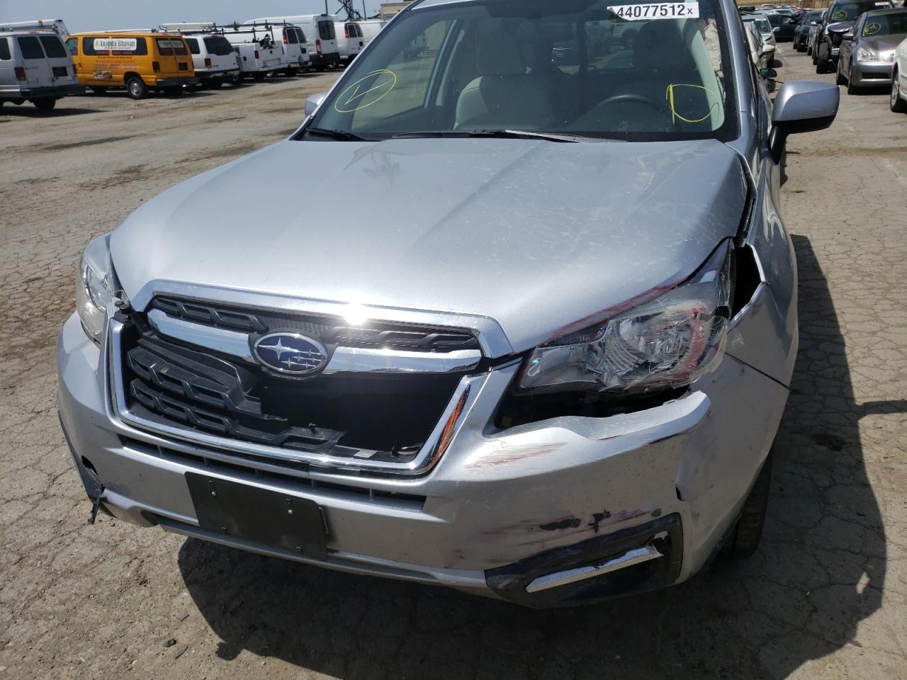 Photo 9 from auction – 2017 SUBARU FORESTER 2 with VIN JF2SJAEC3HG457355