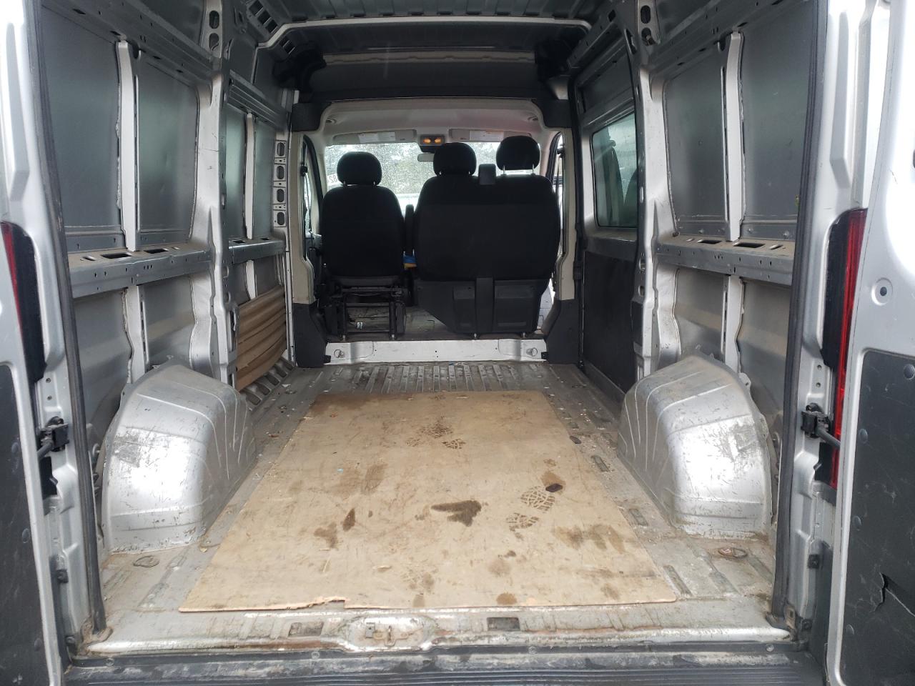 Photo 6 from auction – 2015 RAM PROMASTER with VIN 3C6TRVBD9FE510130