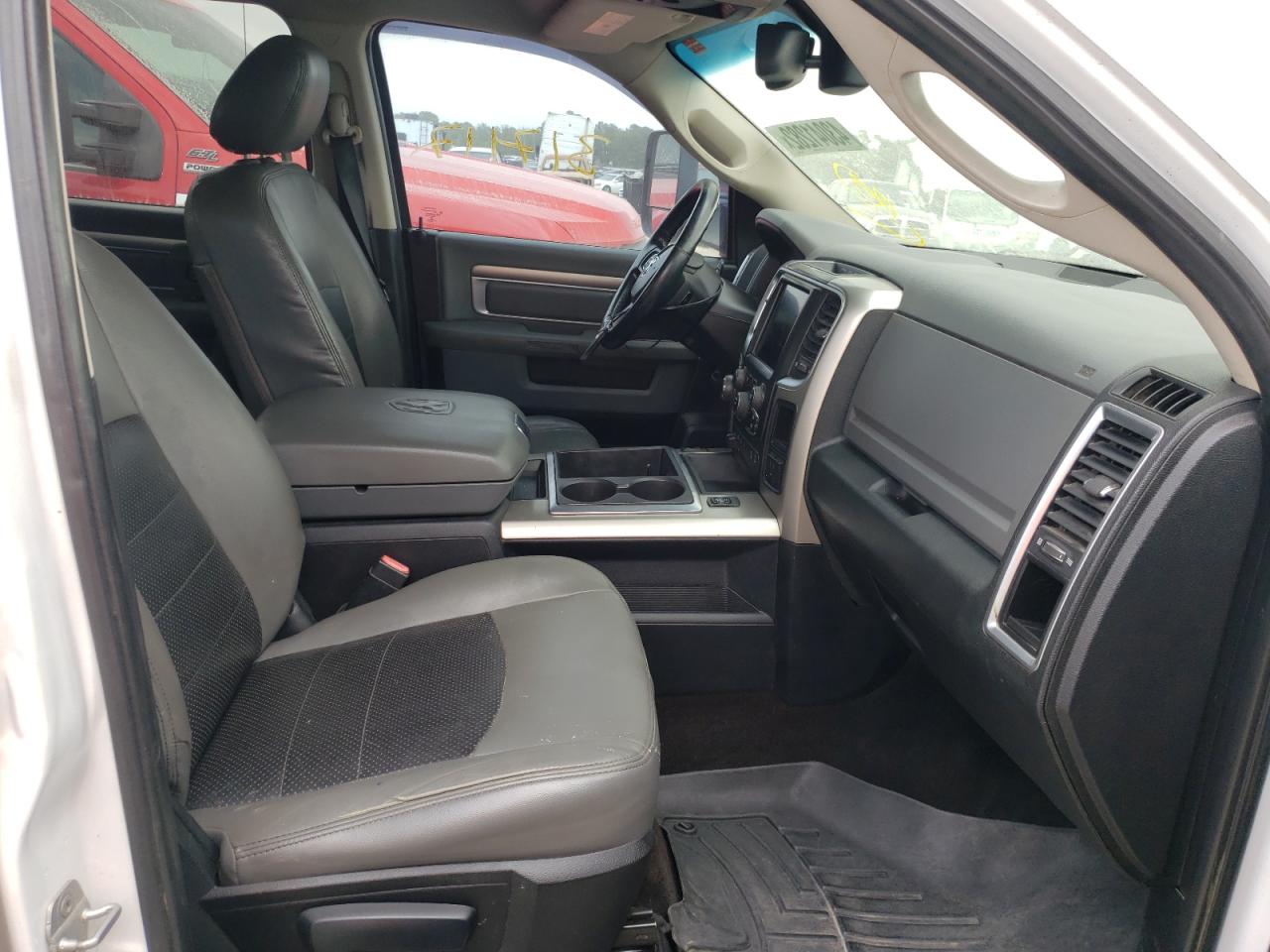 Photo 5 from auction – 2014 RAM 1500 SLT with VIN 1C6RR7LT8ES199684