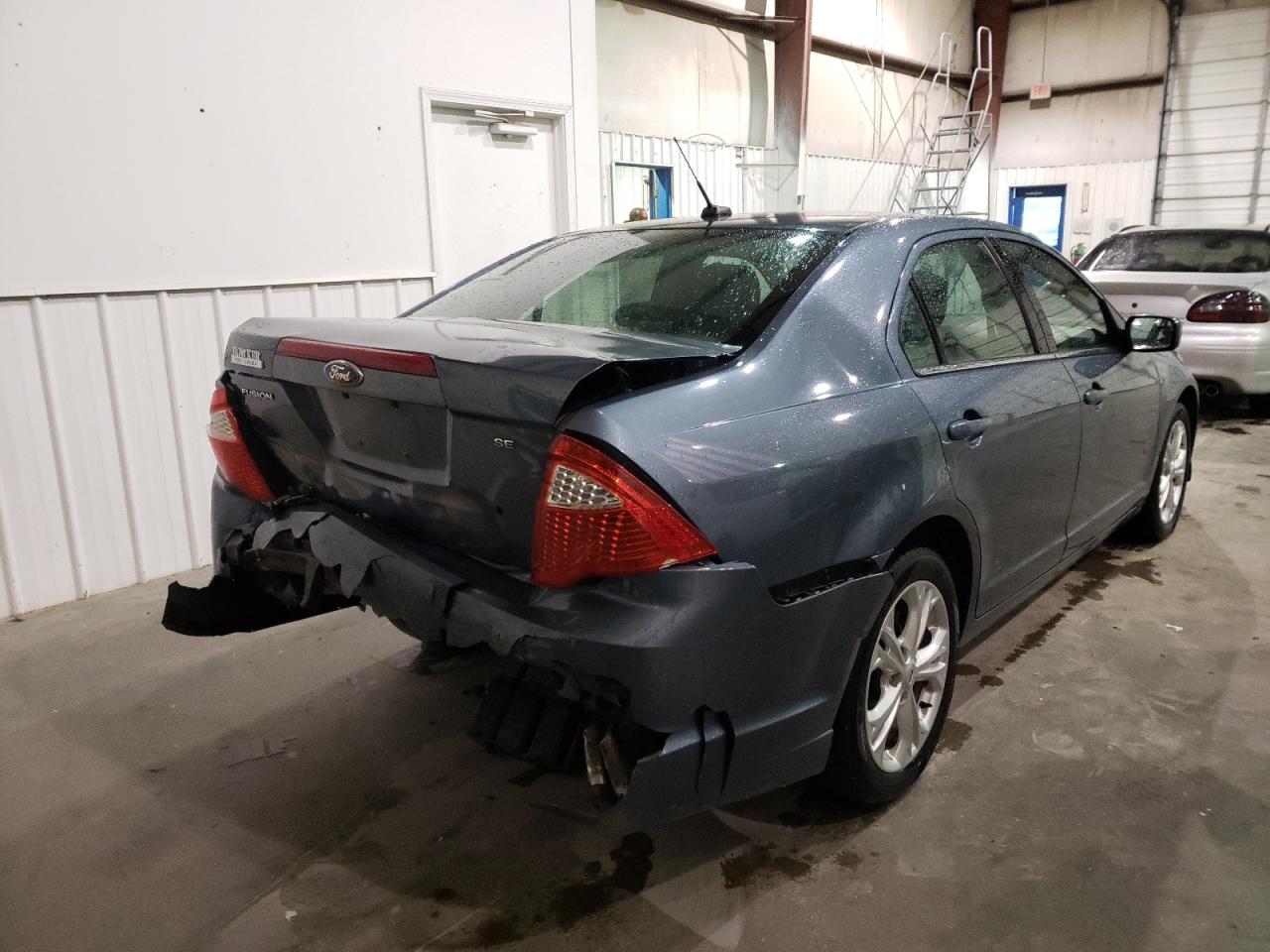 Photo 4 from auction – 2012 FORD FUSION SE with VIN 3FAHP0HA2CR247302