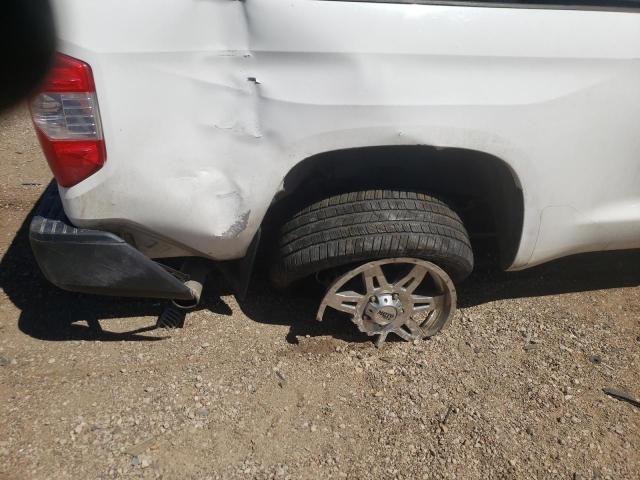 Photo 9 from auction – 2017 TOYOTA TUNDRA DOU with VIN 5TFCW5F14HX021302