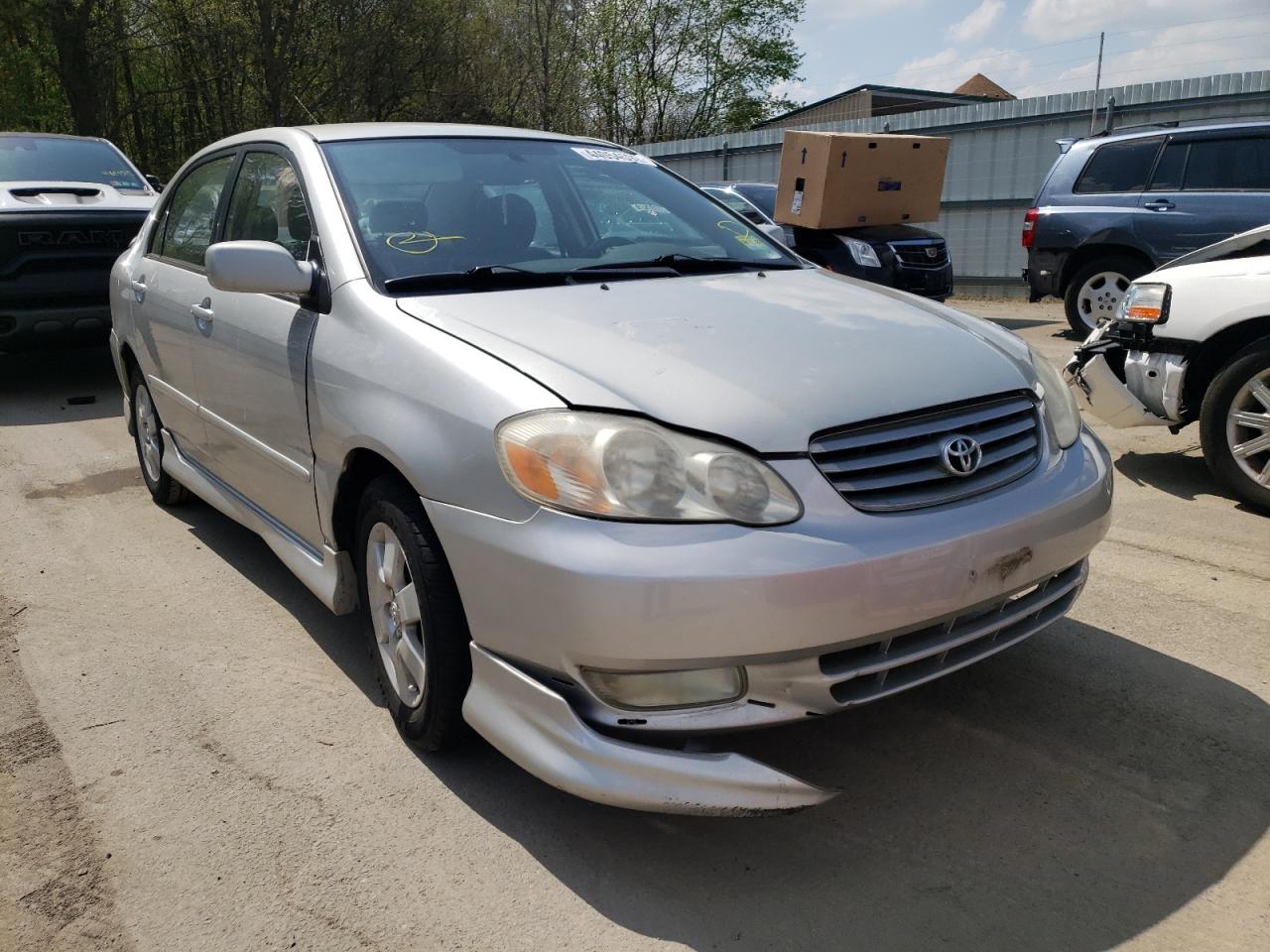 TOYOTA COROLLA CE 2004 with VIN 2T1BR32E64C216228 - Photo from auction