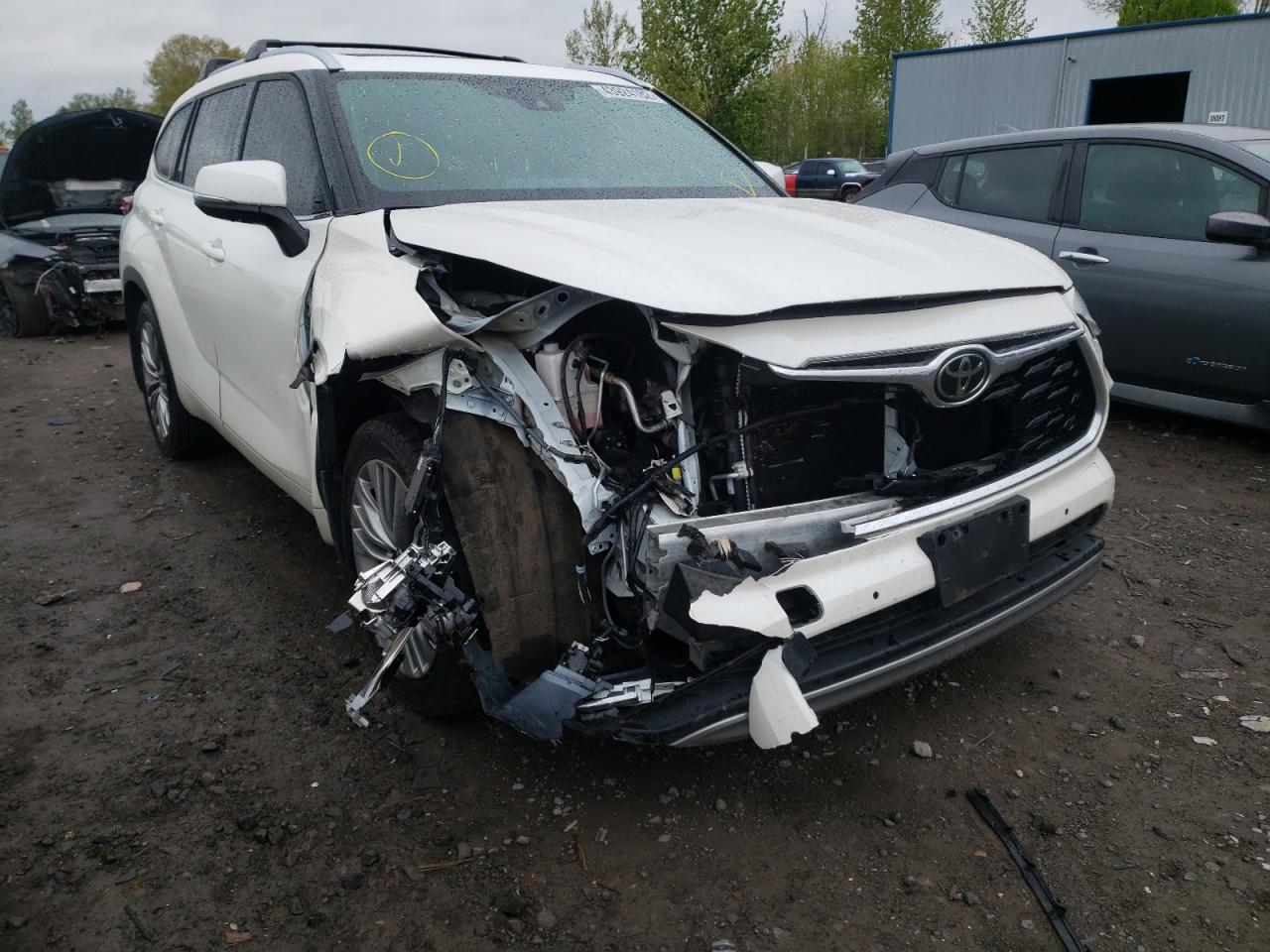 TOYOTA HIGHLANDER 2020 with VIN 5TDFZRBH3LS041523 - Photo from auction