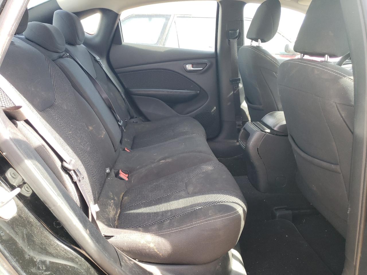 Photo 6 from auction – 2016 DODGE DART SXT with VIN 1C3CDFBB8GD694625