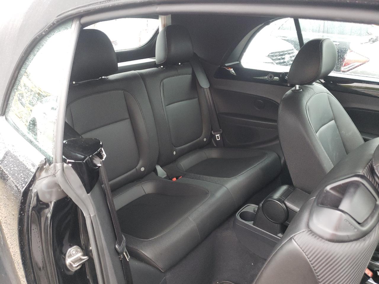 Photo 14 from auction – 2014 VOLKSWAGEN BEETLE with VIN 3VW517AT7EM819870