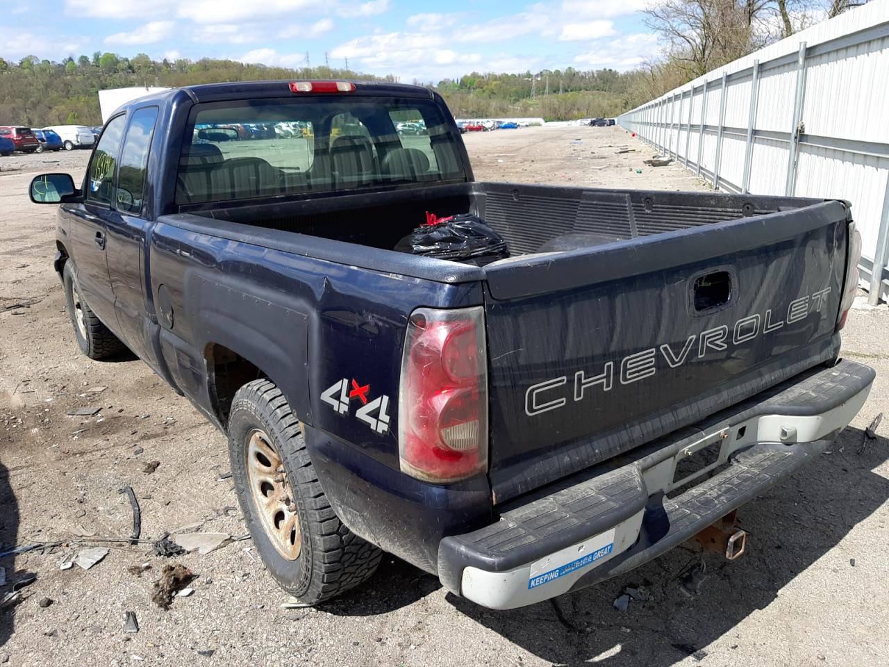 Photo 3 from auction – 2006 CHEVROLET SILVERADO with VIN 1GCEK19Z06Z262905