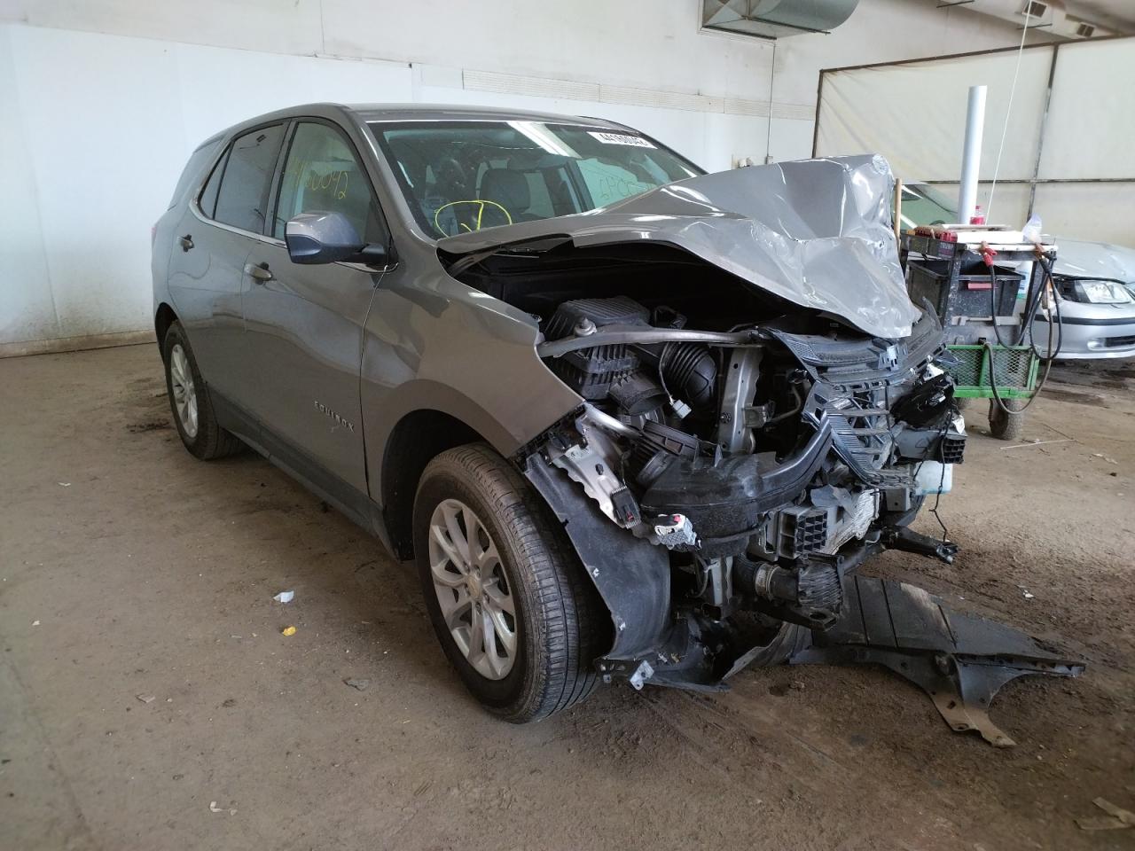 CHEVROLET EQUINOX LT 2019 with VIN 3GNAXKEV2KS569211 - Photo from auction