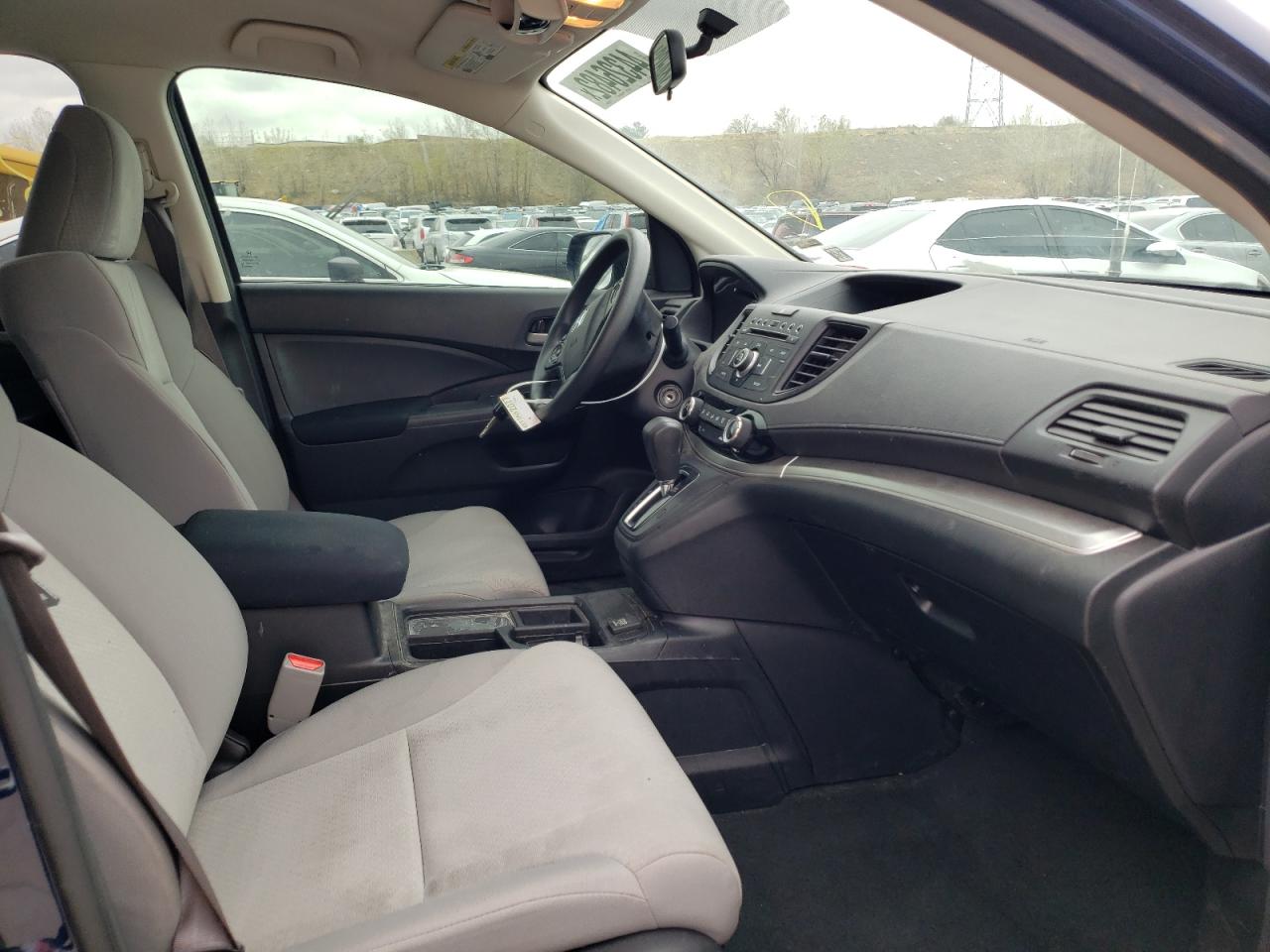 Photo 5 from auction – 2016 HONDA CR-V SE with VIN 5J6RM4H43GL032941