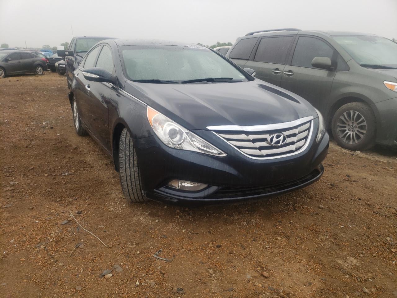 HYUNDAI SONATA SE 2012 with VIN 5NPEC4AC4CH313394 - Photo from auction