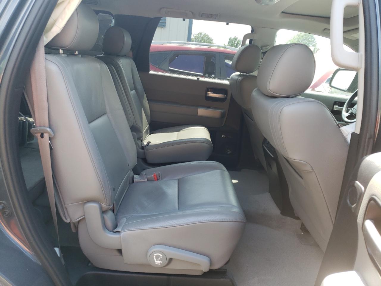 Photo 6 from auction – 2008 TOYOTA SEQUOIA LI with VIN 5TDZY68A38S012555