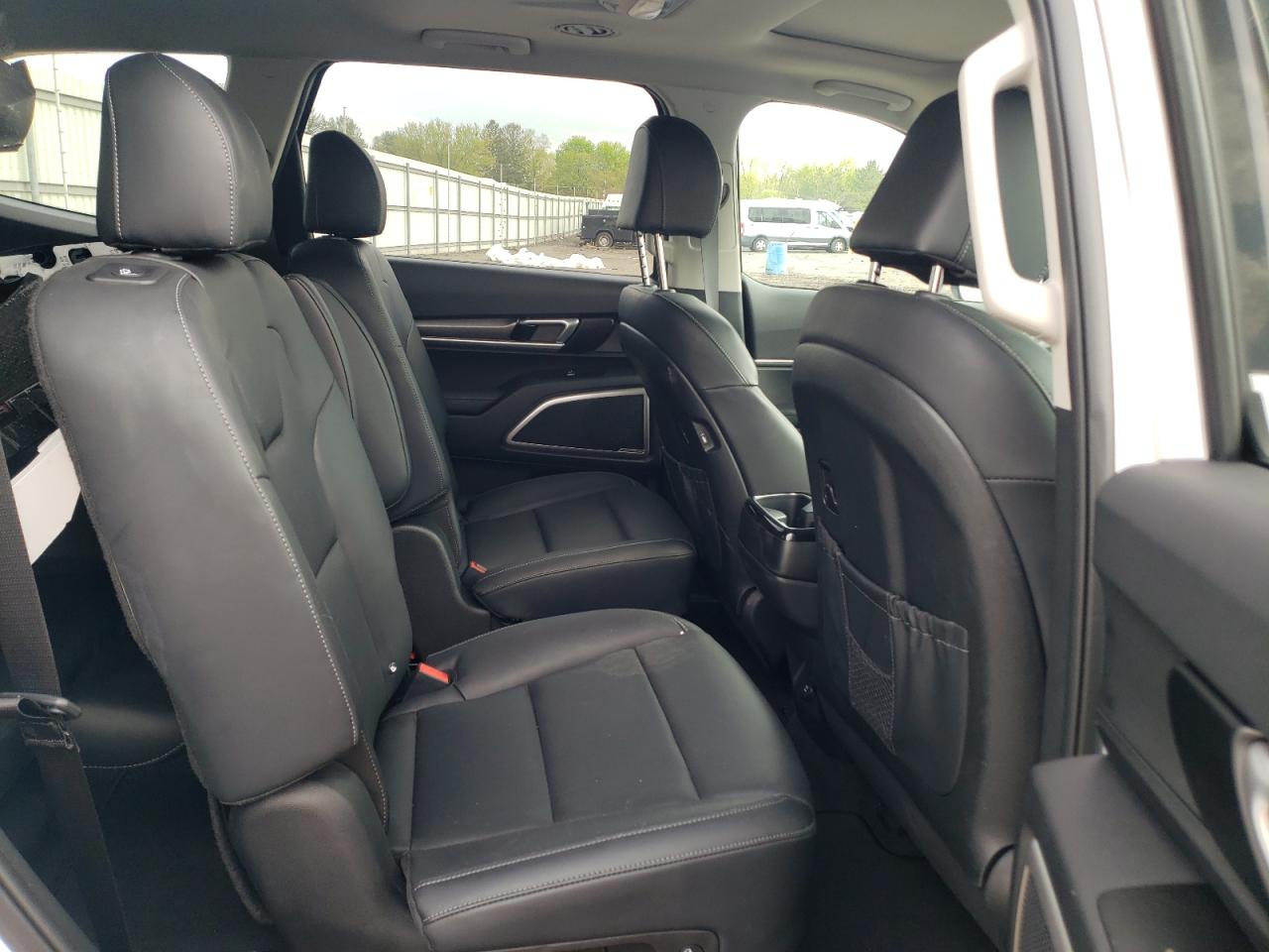 Photo 6 from auction – 2022 KIA TELLURIDE with VIN 5XYP6DHC3NG259196