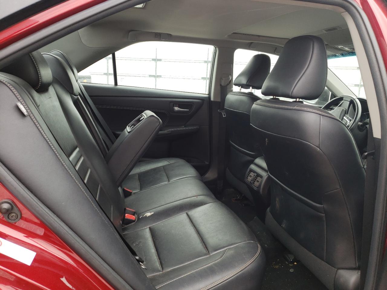 Photo 6 from auction – 2017 TOYOTA CAMRY LE with VIN 4T1BF1FK2HU619799