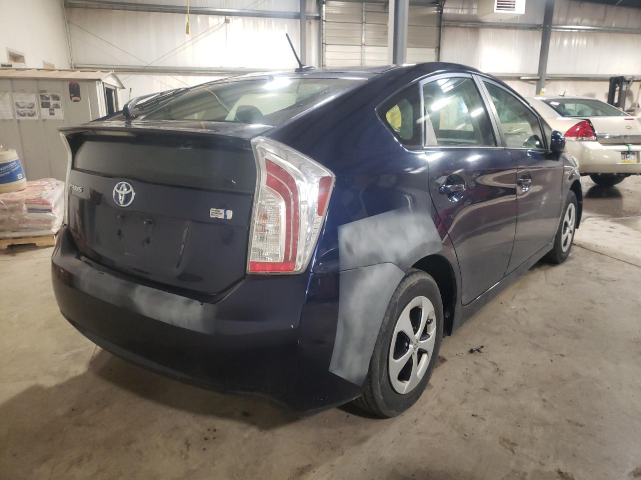 Photo 4 from auction – 2012 TOYOTA PRIUS with VIN JTDKN3DU2C1552803