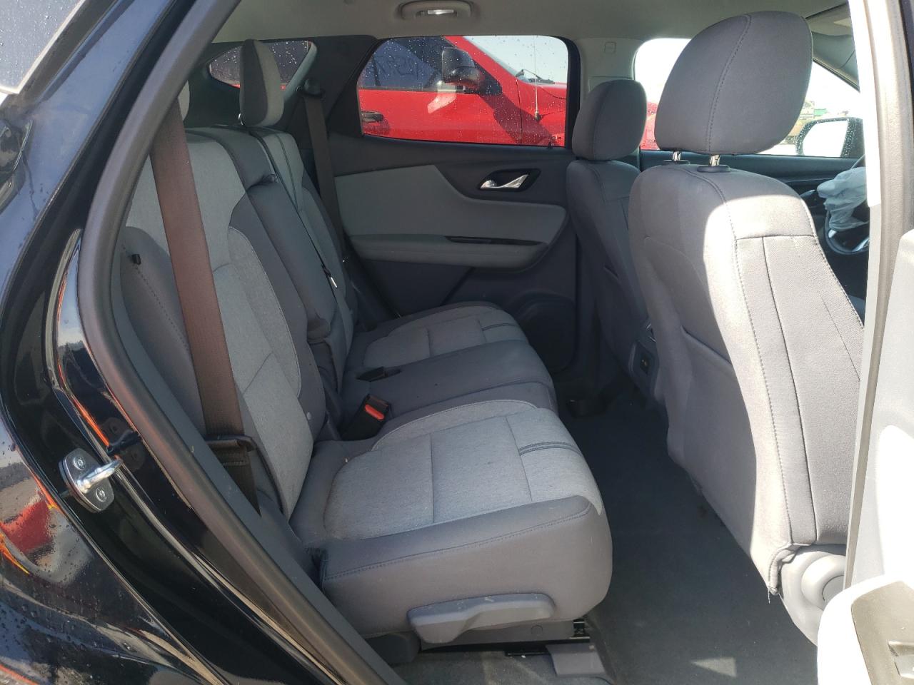 Photo 6 from auction – 2020 CHEVROLET BLAZER 2LT with VIN 3GNKBHR48LS713742