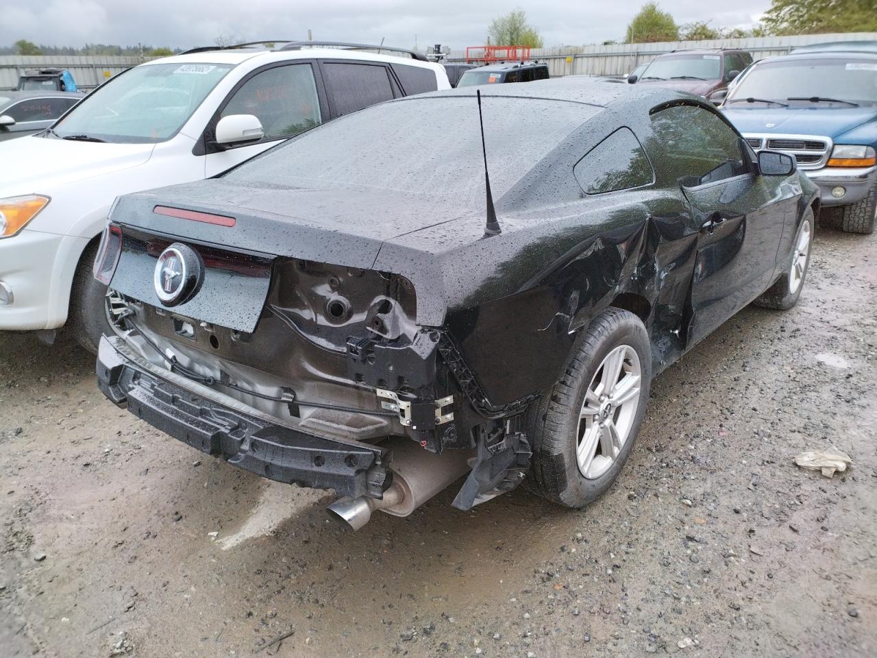 Photo 4 from auction – 2014 FORD MUSTANG with VIN 1ZVBP8AM4E5261272