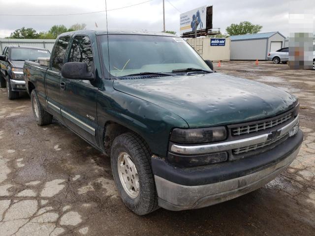 CHEVROLET SILVERADO 2002 with VIN 2GCEC19V721287295 - Photo from auction